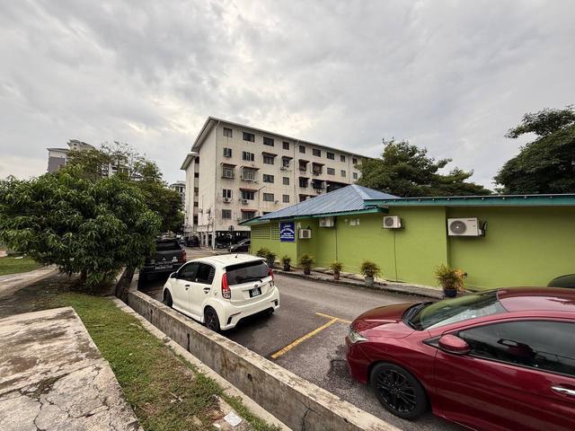 Apartment for sale in Country Heights Damansara, Kuala Lumpur