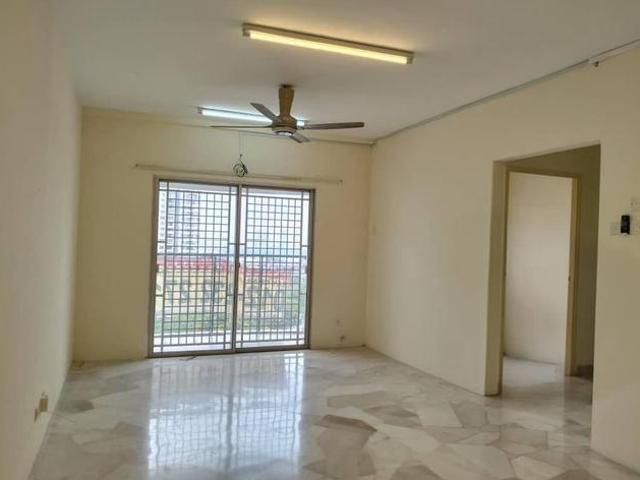 Apartment for sale in Petaling, Subang Jaya