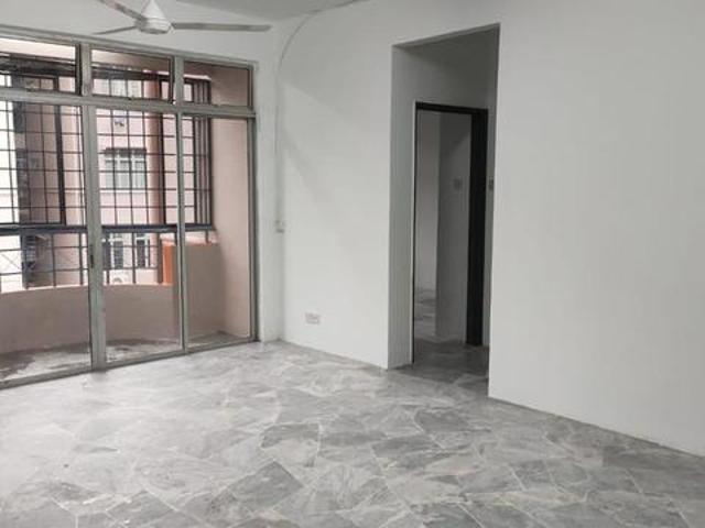 Apartment for sale in Petaling, Subang Jaya