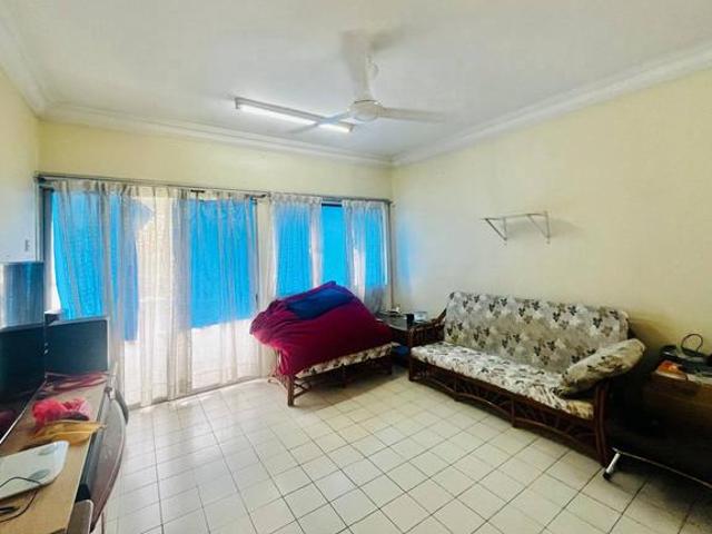 Apartment for sale in Country Heights Damansara, Kuala Lumpur