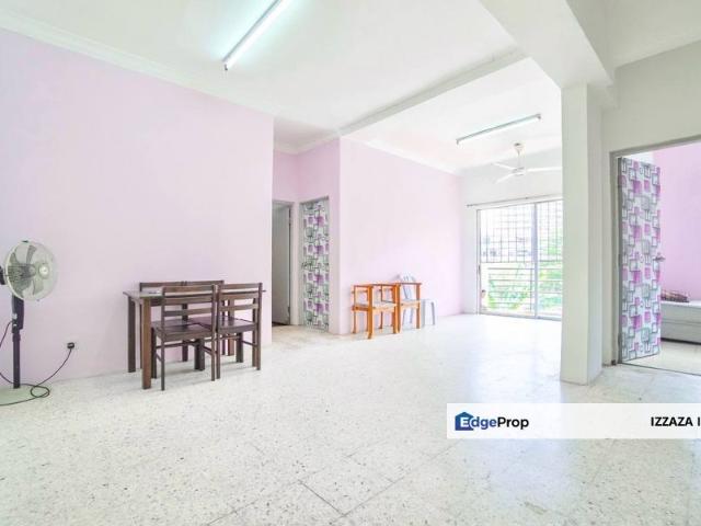 Condominium for sale in Langat, Selangor