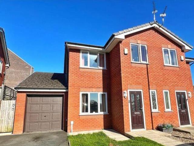 House for sale in Greenheys, Greater Manchester