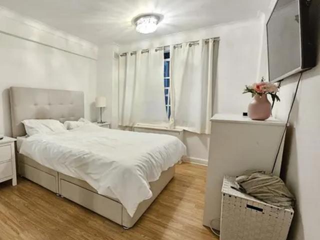 Apartment for rent in Paddington, Isle Of Man