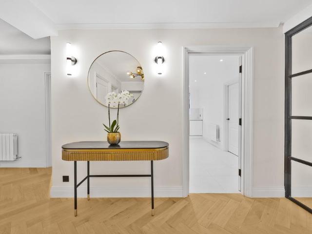 Apartment for rent in Paddington, Greater London