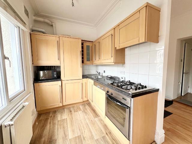 Apartment for rent in London Borough of Croydon, Purley