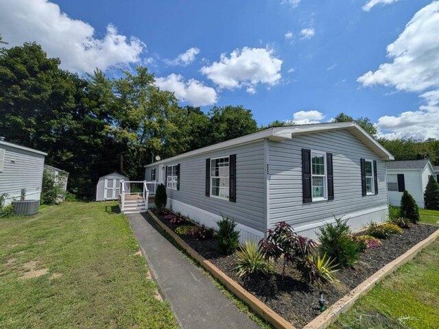 Property for sale in Kendall Pond Community, Derry