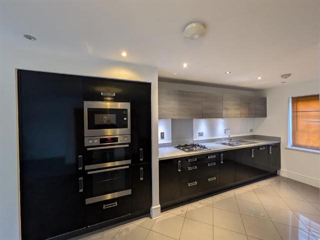 Apartment for rent in Redlands Park, East Tuddenham