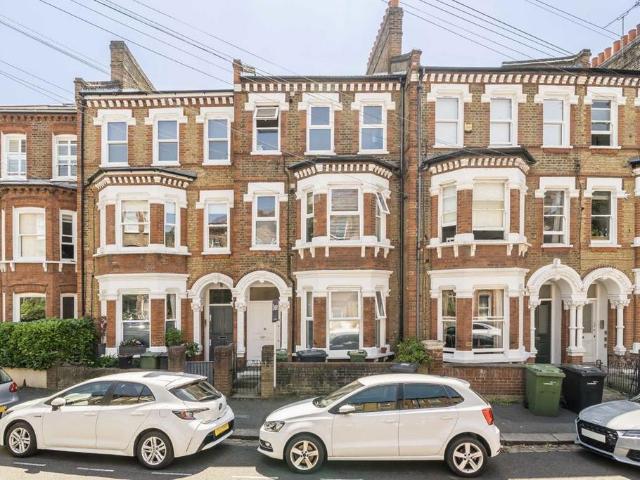 House for rent in Clapham, Greater London