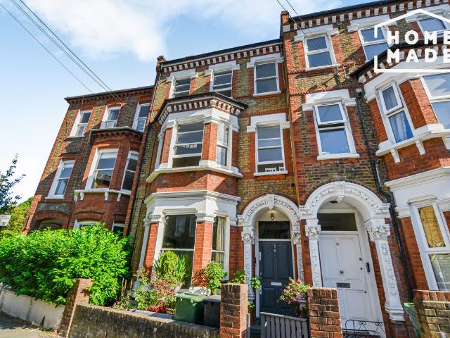House for rent in Clapham, Greater London