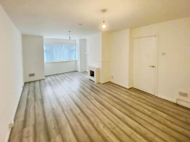 Apartment for rent in Hirwaun