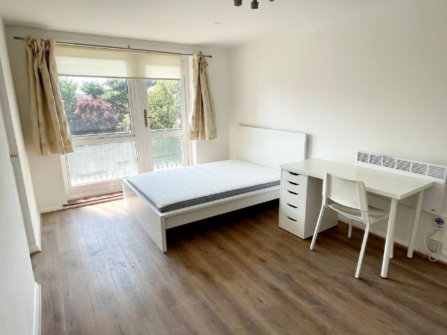Apartment for rent in Whitley, Reading