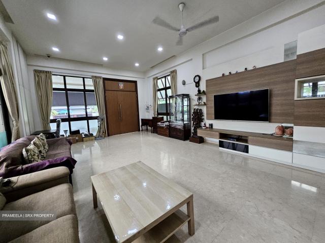 Detached House for sale