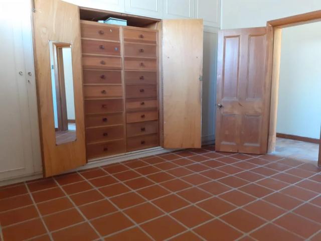 House for rent in Southern Suburbs, Western Cape