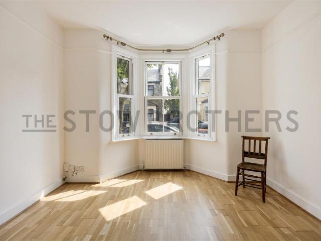 House for rent in Hale End, Greater London
