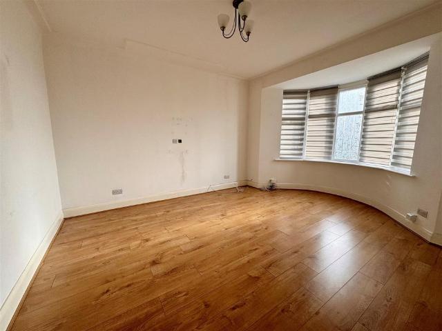 House for rent in Alton Barnes, Essex