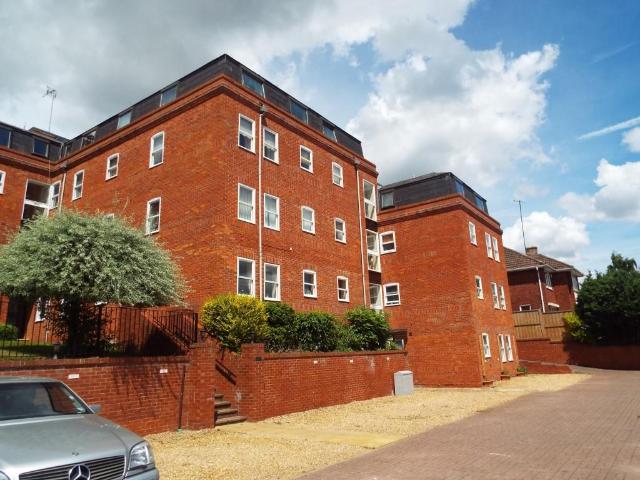 Apartment for rent in Ladyes Hills, Green Close