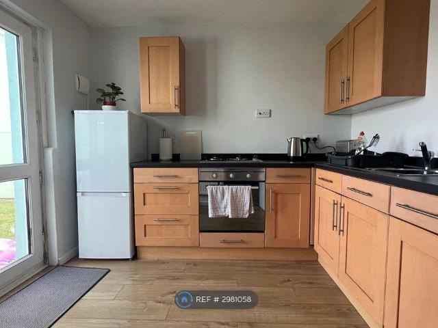 Apartment for rent in Nangreaves, Wales