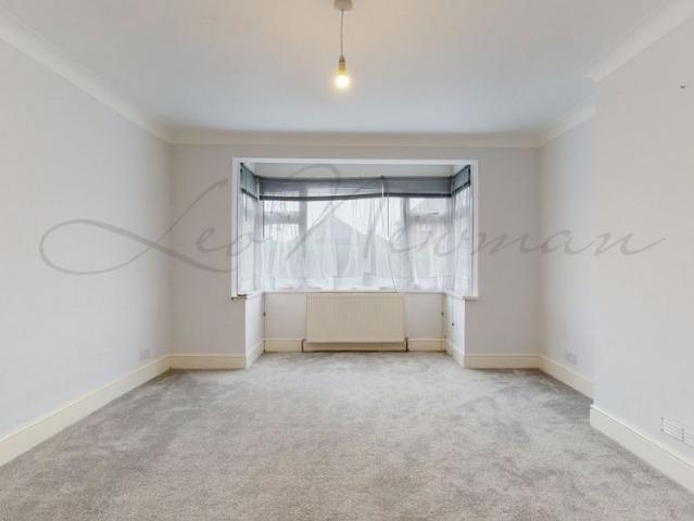 House for rent in Lower Halliford, Surrey