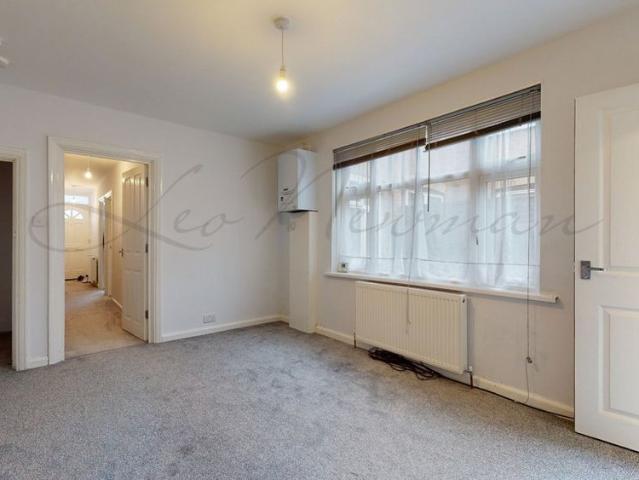 House for rent in Lower Halliford, Surrey