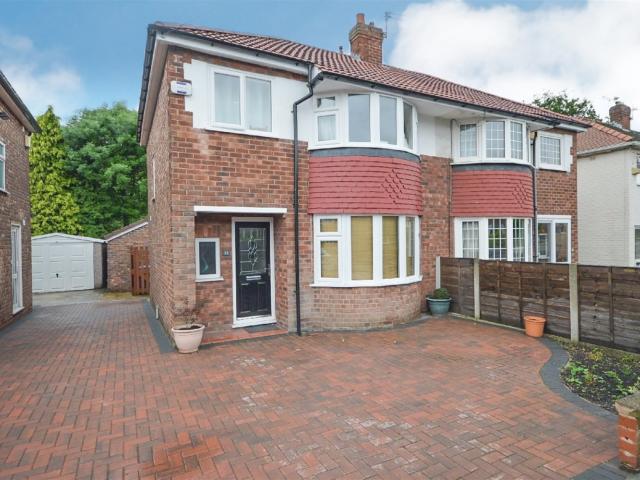 House for rent in Cheadle, Greater Manchester