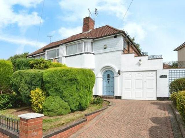 House for sale in Oldbury, West Midlands