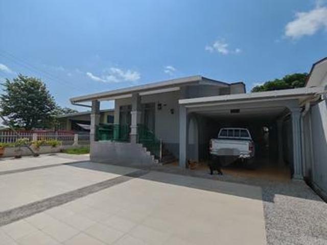 Bungalow for sale in Interior Division, Sabah