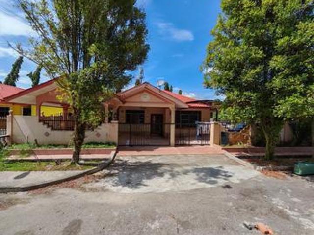 Bungalow for sale in Interior Division, Sabah