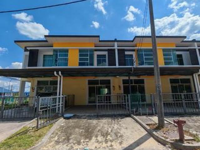 Terraced House for sale in Interior Division, Sabah