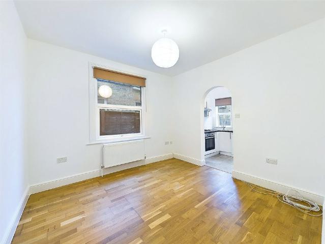 House for rent in St Margarets, Greater London