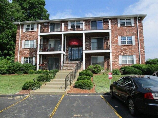 Condo for sale in Billerica, Massachusetts