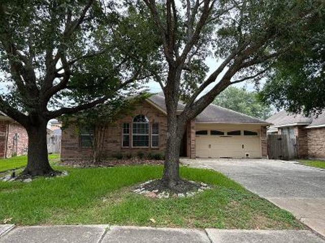 House for sale in Cypress