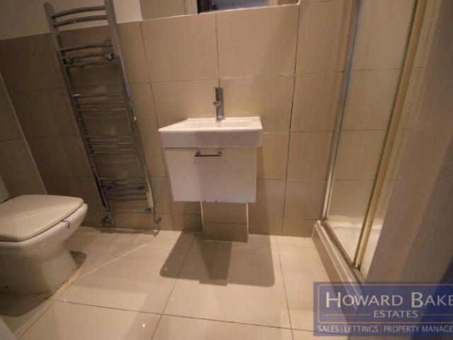 Apartment for rent in South Stanmore, Greater London