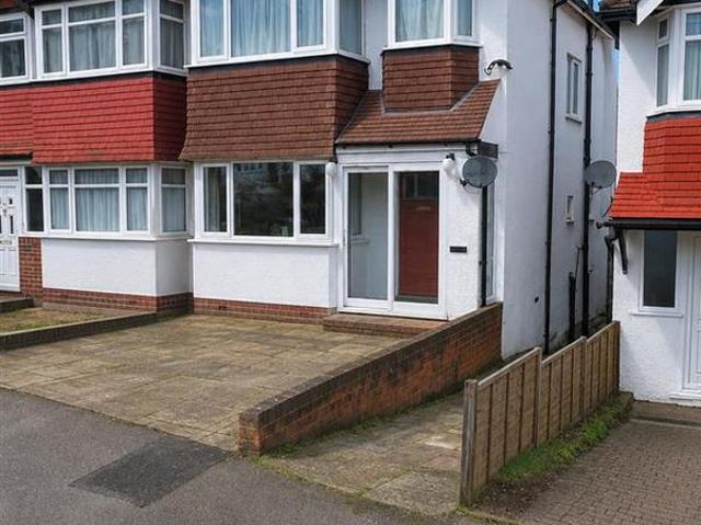House for rent in London Borough of Croydon, Kenley