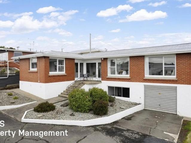 House for rent in Otakou