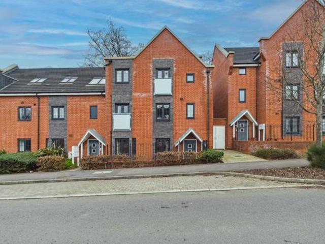 House for sale in Daws Hill, Cressex