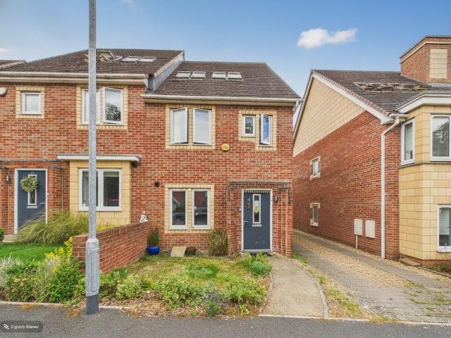 House for rent in Daws Hill, Cressex