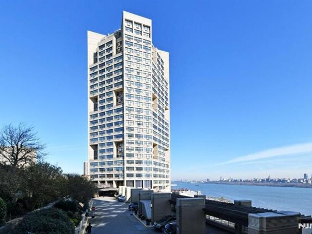 Condo for sale in Hudson, New Jersey