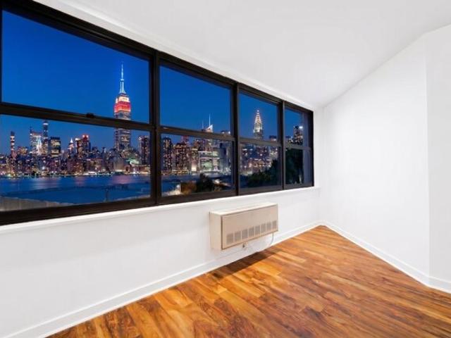 Condo for sale in Hudson, New Jersey