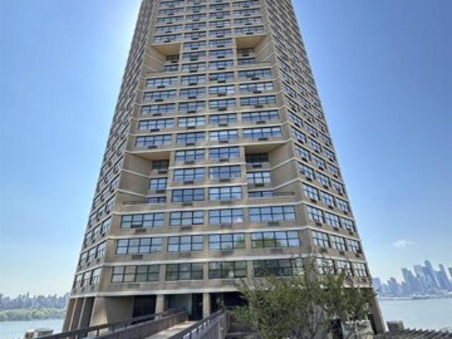 Condo for sale in Hudson, New Jersey