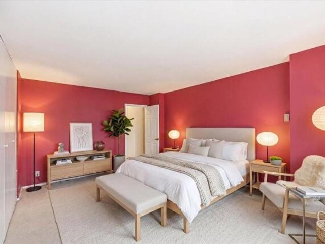 Condo for sale in Hudson, New Jersey