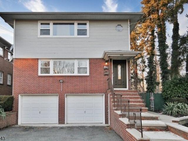 House for sale in Linden, New Jersey