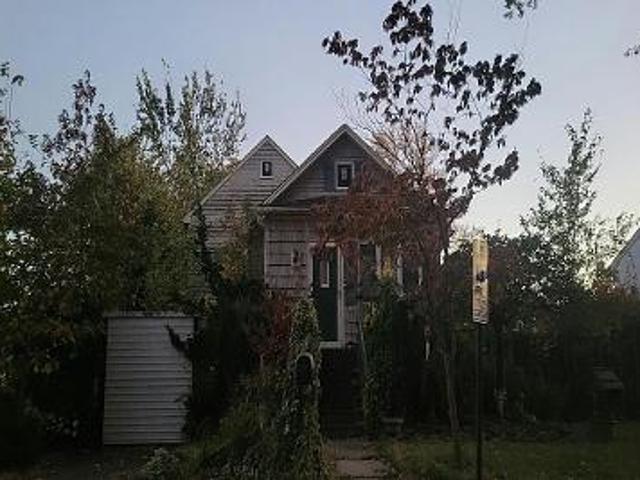House for sale in Avenel, New Jersey