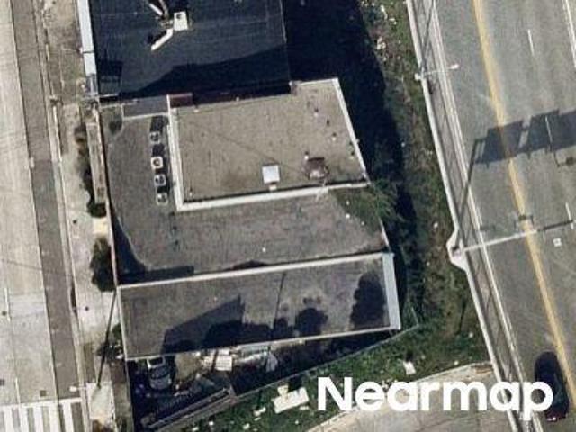 Commercial for sale in Oakland