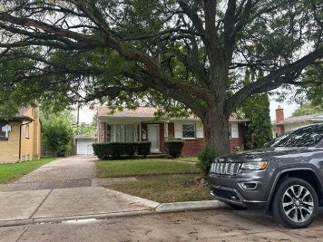 House for sale in Roseville, Macomb County