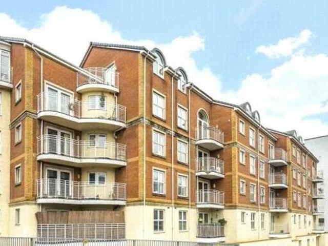 House for sale in Reading