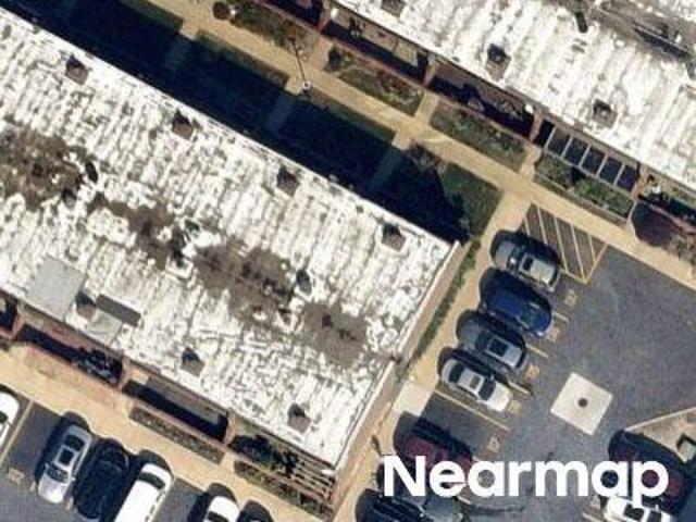 Townhouse for sale in Elgin, Illinois