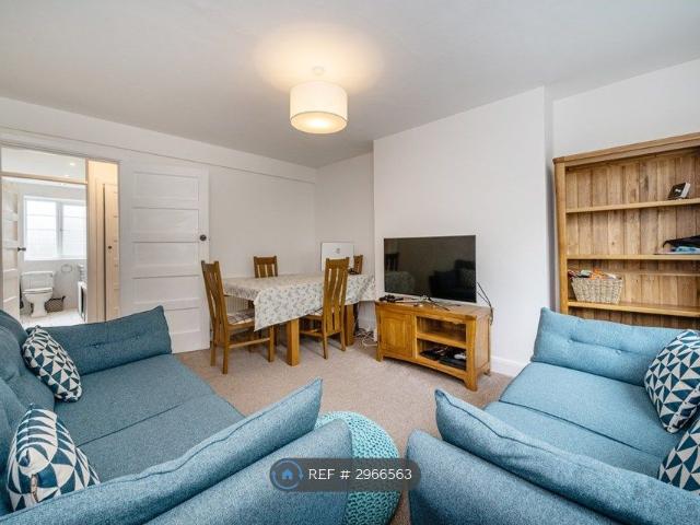 Apartment for rent in Kennington, Greater London
