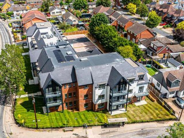 House for sale in Bread and Cheese Hill, Essex