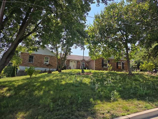 House for sale in De Soto, Missouri