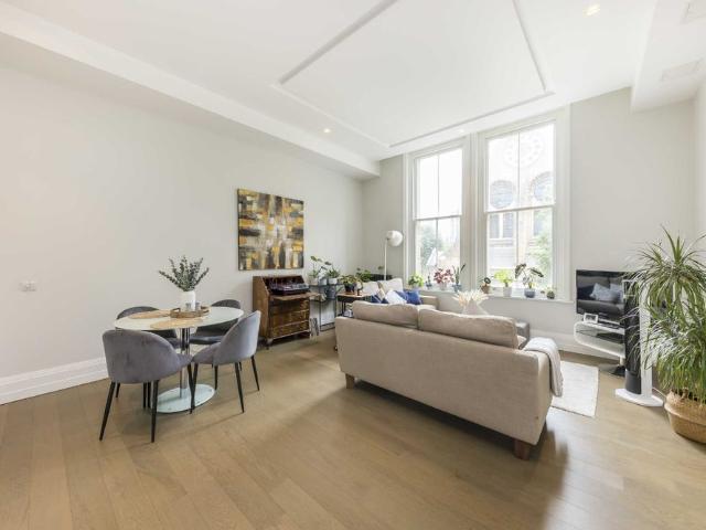 Apartment for rent in Kennington Cross, Greater London